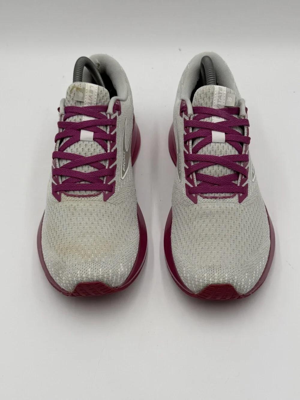 Brooks Levitate GTS 5 Women's Running Shoes Size 10 B (Medium) Gray Pink